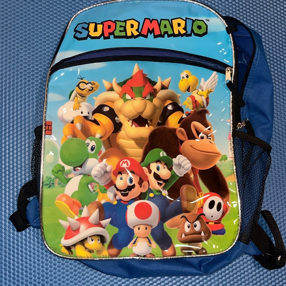 Nintendo Super Mario Friends Laptop 17" Backpack Mesh Pockets & Padded Straps